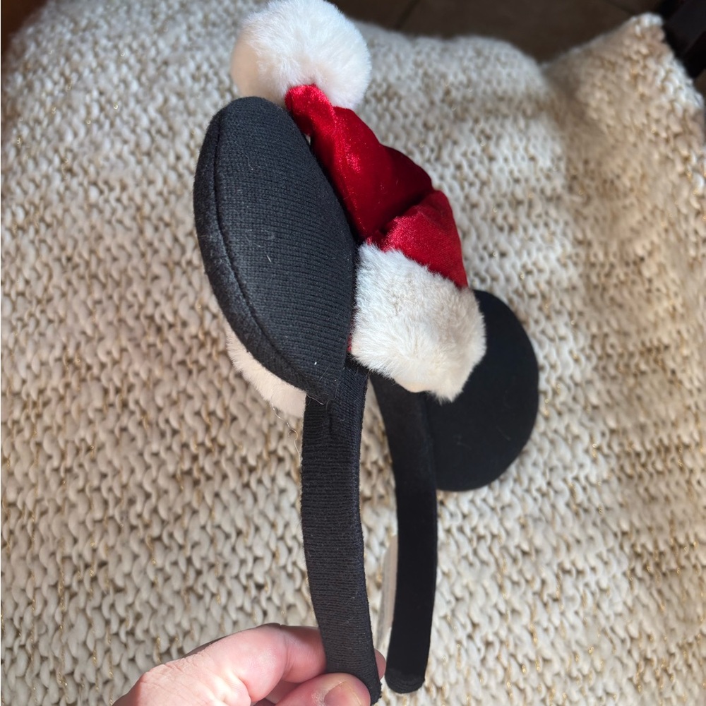Walt Disney Mickey Mouse Ears with Santa Hat - Picture 4 of 12